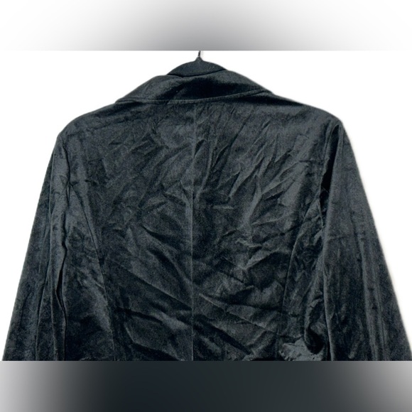 NWT CoffeeShop Black Velvet Moto Jacket with Front Zipper & Zipped Pockets, M - Picture 7 of 15